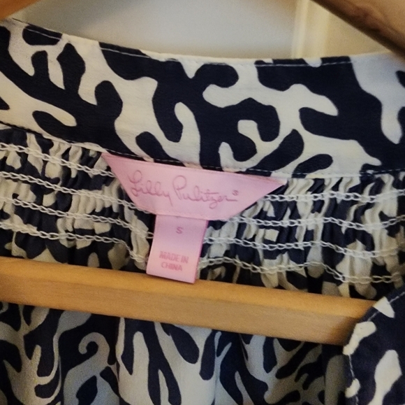 Lily Pulitzer Elsa Top 100 Silk Treaure Navy Coral  Size Small  Coastal Resort - Picture 9 of 11